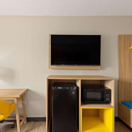 Days Inn By Wyndham Glasgow Esterno foto