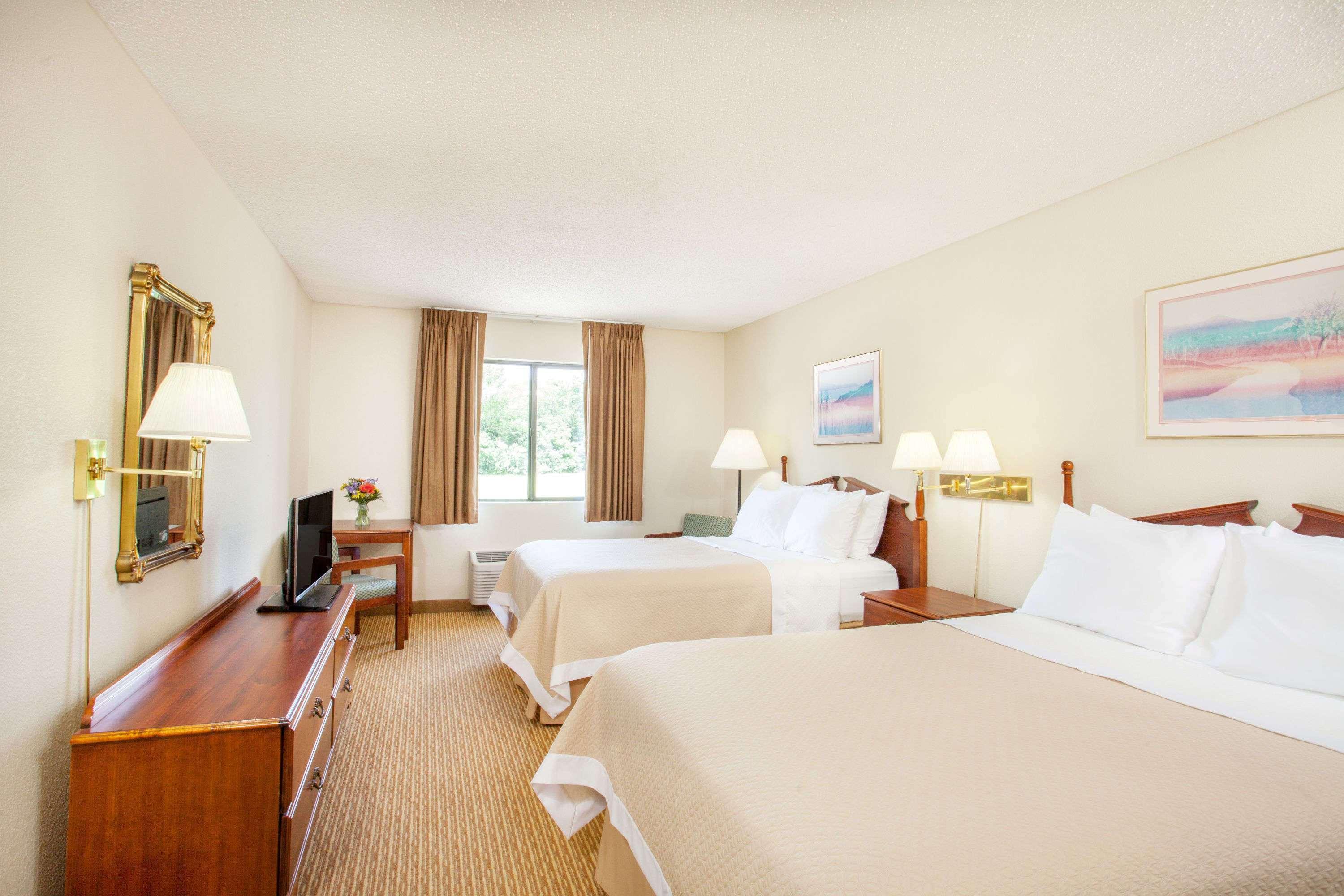 Days Inn By Wyndham Glasgow Esterno foto