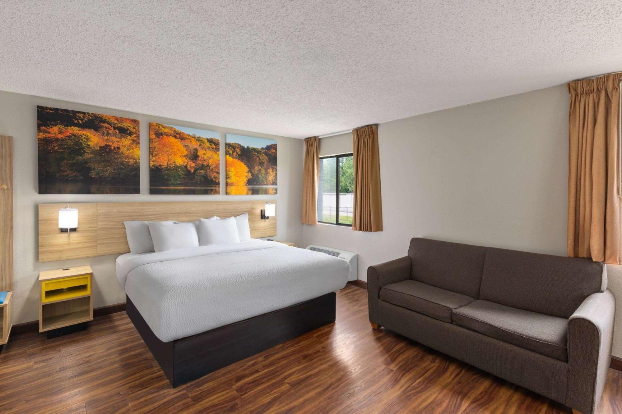 Days Inn By Wyndham Glasgow Esterno foto