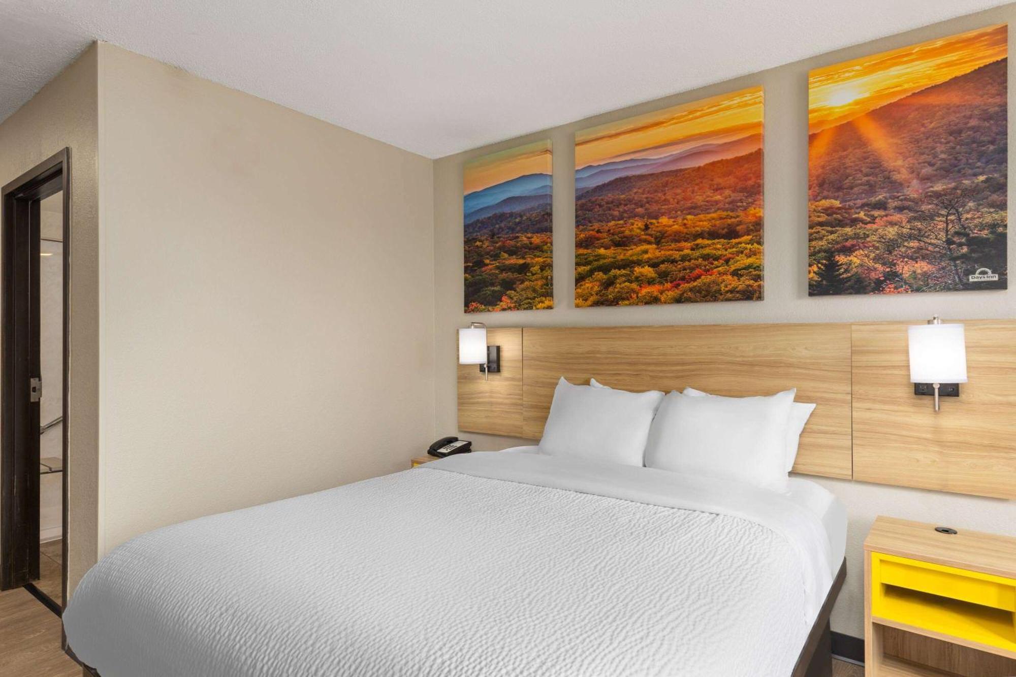 Days Inn By Wyndham Glasgow Esterno foto