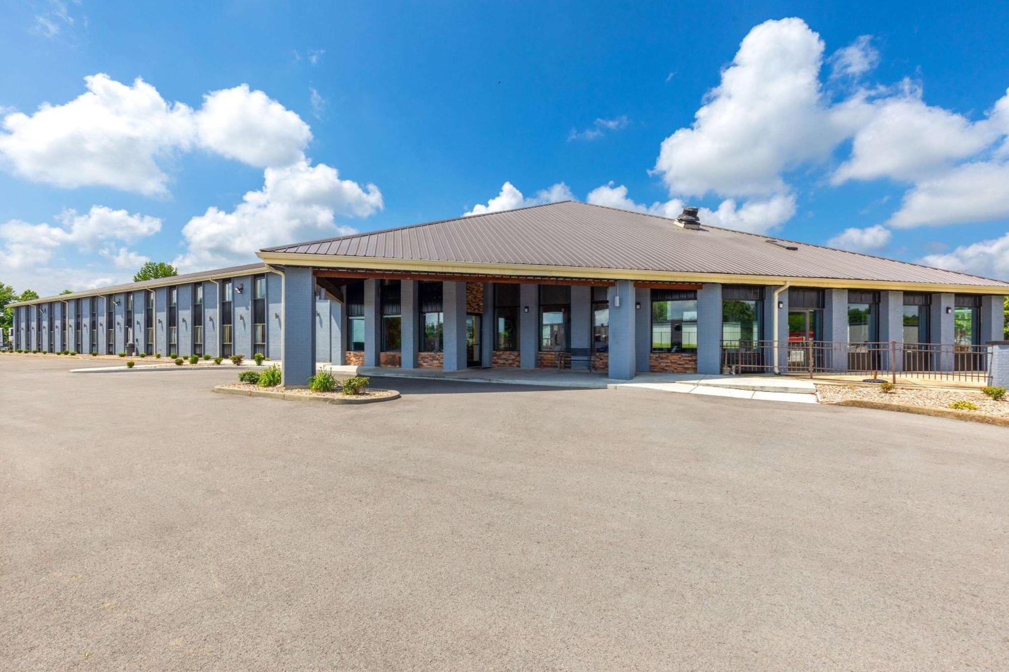 Days Inn By Wyndham Glasgow Esterno foto